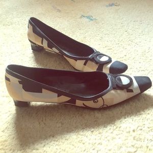 Ferragamo Salvatore vintage flats. Size 37